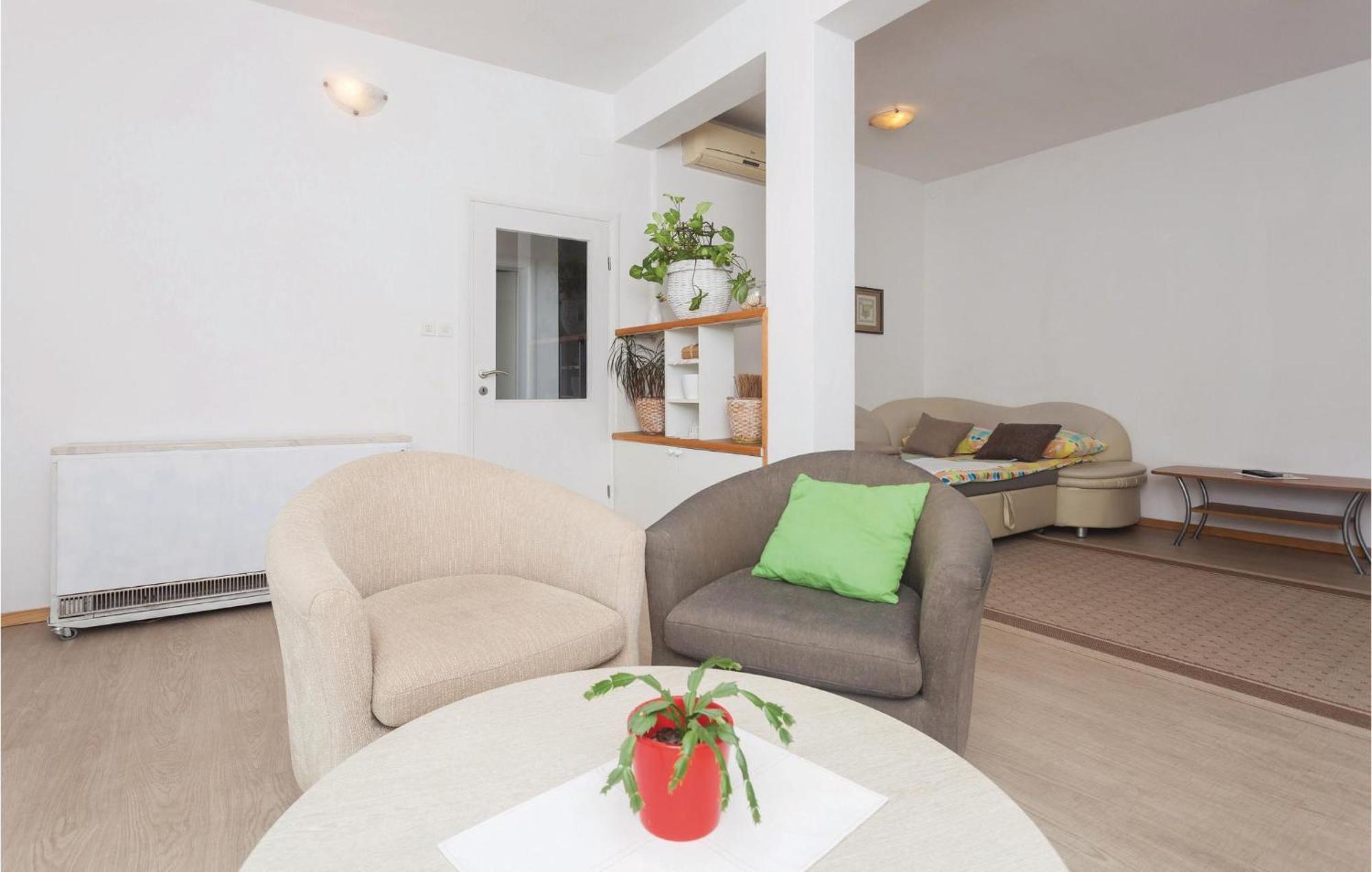 Cozy Apartment In Zaton Veliki With Kitchen Екстериор снимка