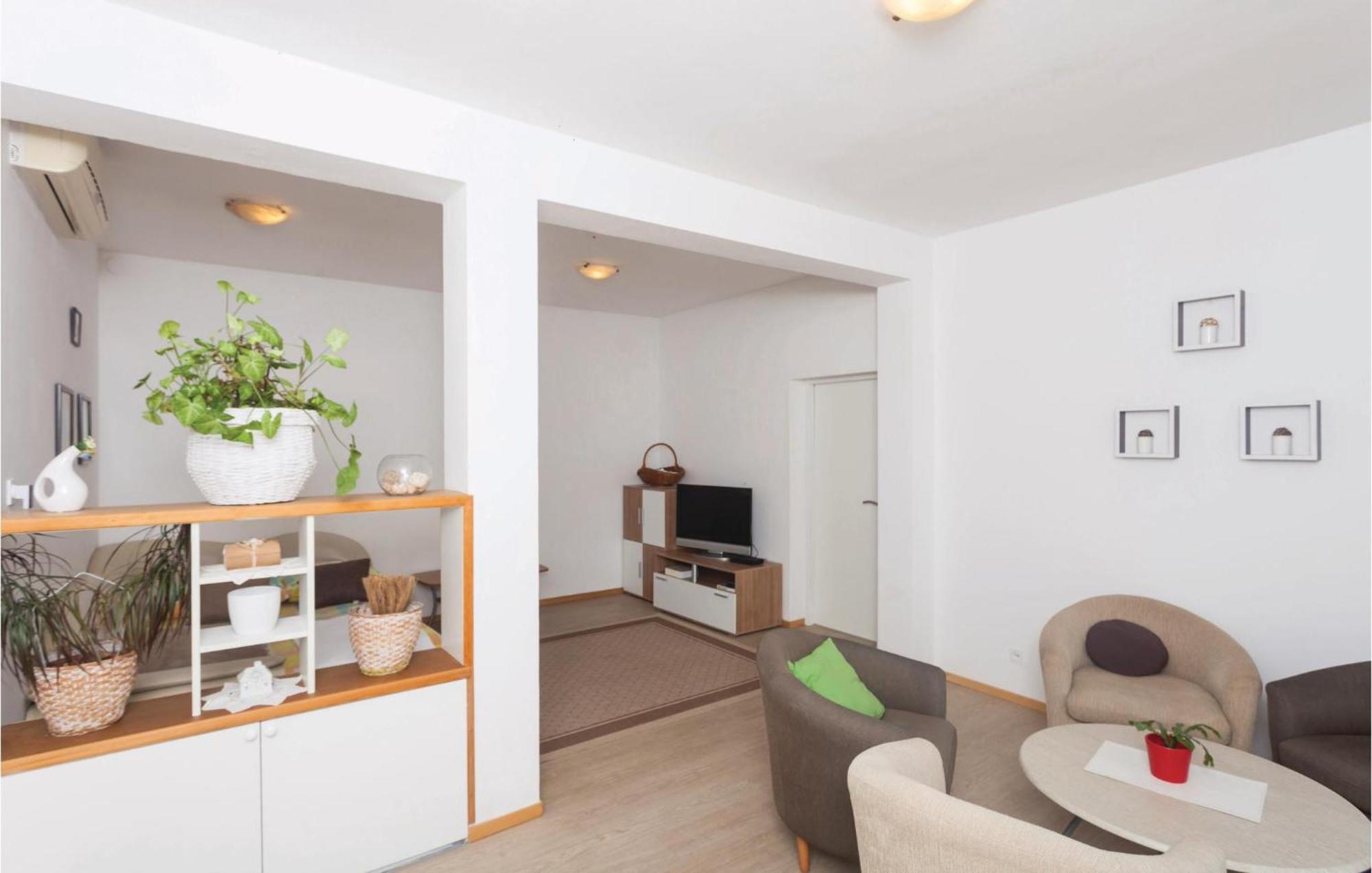 Cozy Apartment In Zaton Veliki With Kitchen Екстериор снимка