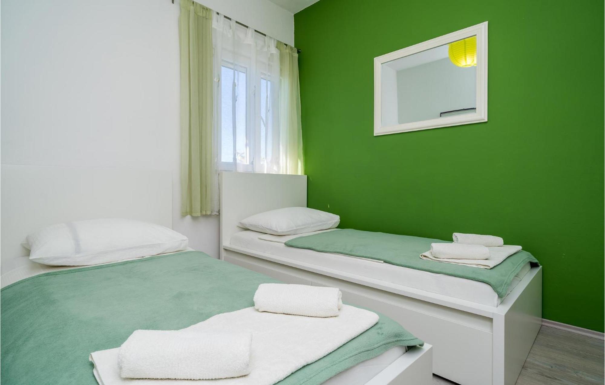 Cozy Apartment In Zaton Veliki With Kitchen Екстериор снимка